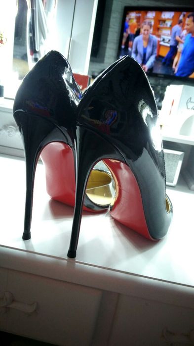 Szpilki Christiana Louboutin 40 41