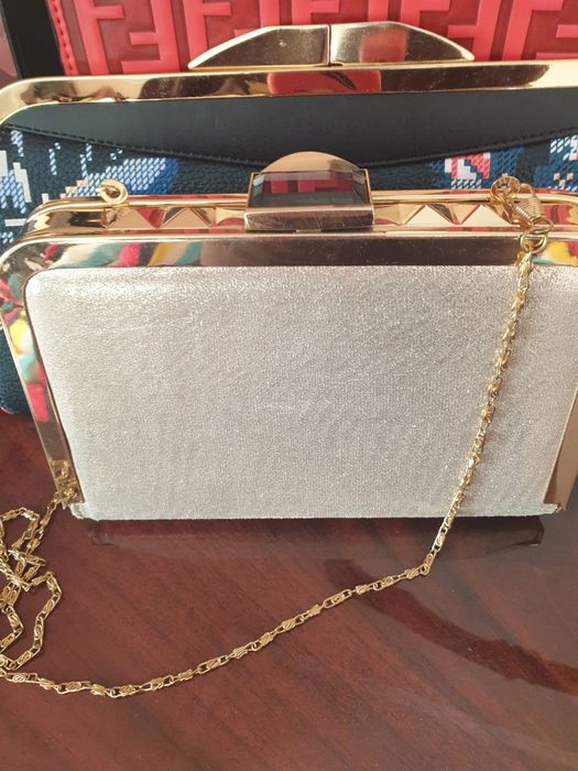 Клатч золотий колір.Виробник Туреччина.