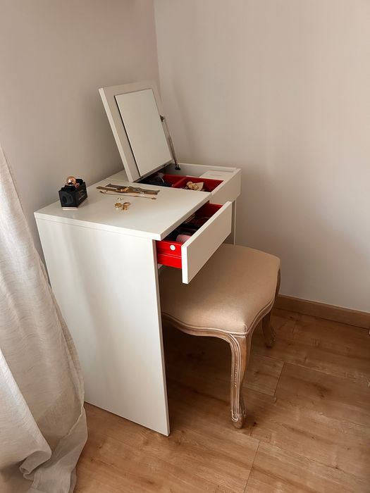 Tocador com espelho Brimnes IKEA