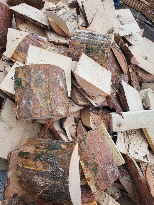 Drewno opałowe suche