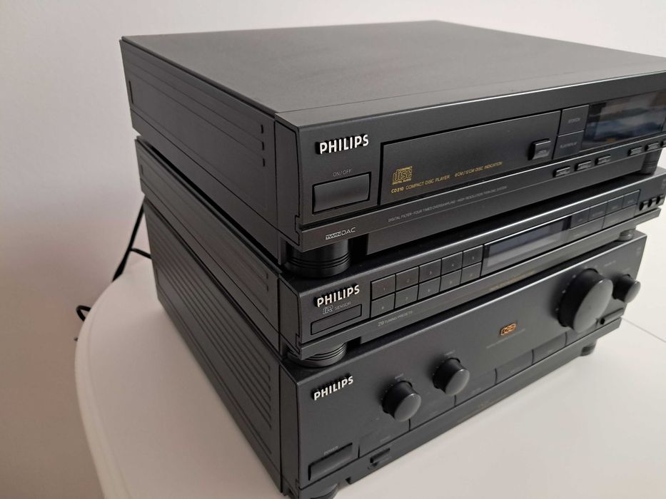 Вінтажний музичний центр Philips FT-261  FA-261 та CD плеер