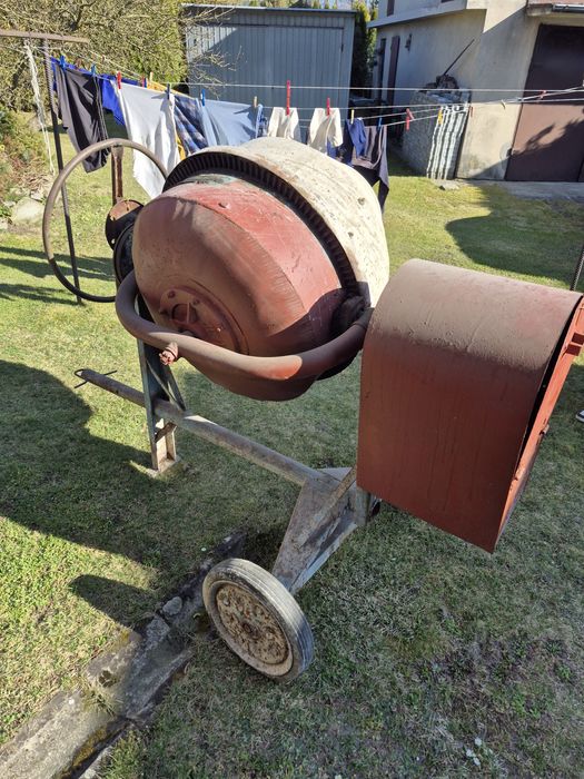 Betoniarka 150l.