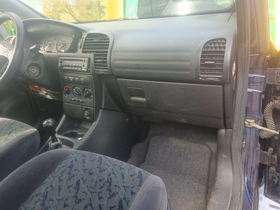 Na Części Opel Zafira a 1.8