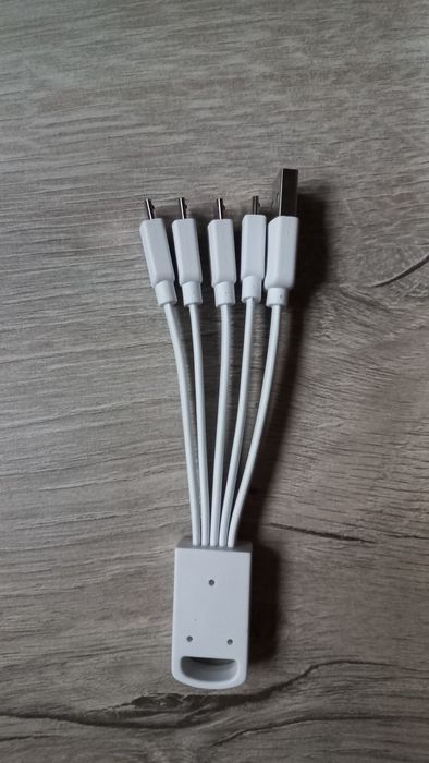 Ładowarka do akumulatorków Rapthor