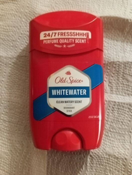 Old Spice Whitewater Dezodorant w sztyfcie dla mężczyzn 50ml. 6 szt.