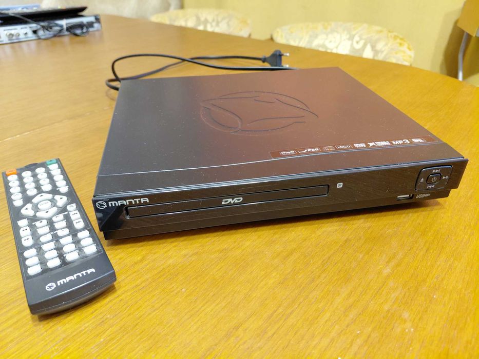 Odtwarzacz Manta DVD064S Emperor Basic 5 z oryginalnym pilotem