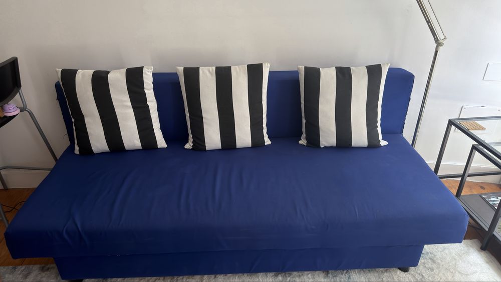 URGENTE Sofá-cama IKEA com arrumação – Bom estado