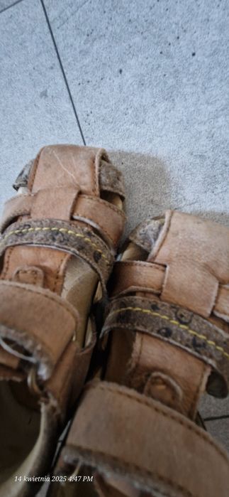 Sandałki 22 Primigi i trampki Kmins 23