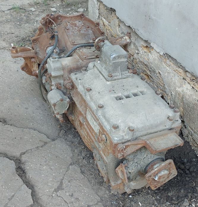 Коробка передач с делителем КАМАЗ