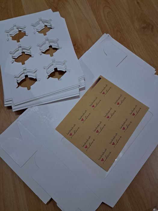 Pudełka do ciasta uroczystości 15 szt