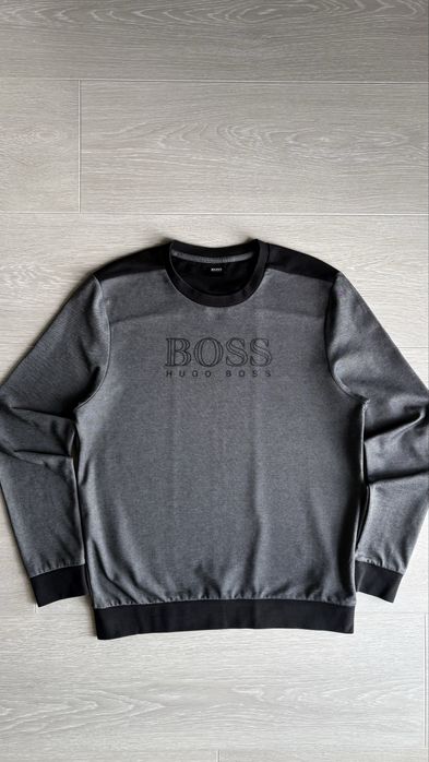Hugo Boss / кофта лонгслів