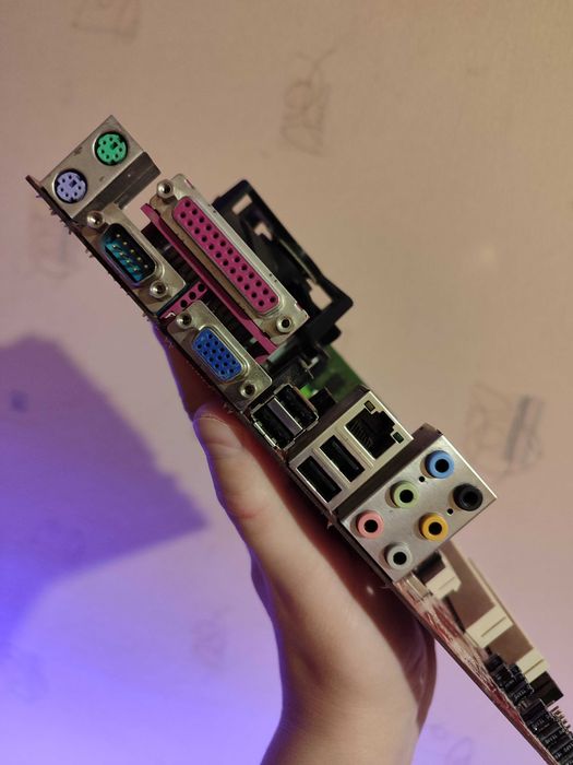 MSI + Intel Cor2Duo3ггц + ОЗУ4гб + БОНУСЫ