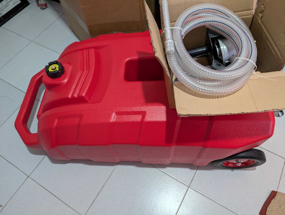 Deposito de combustível 122 litros