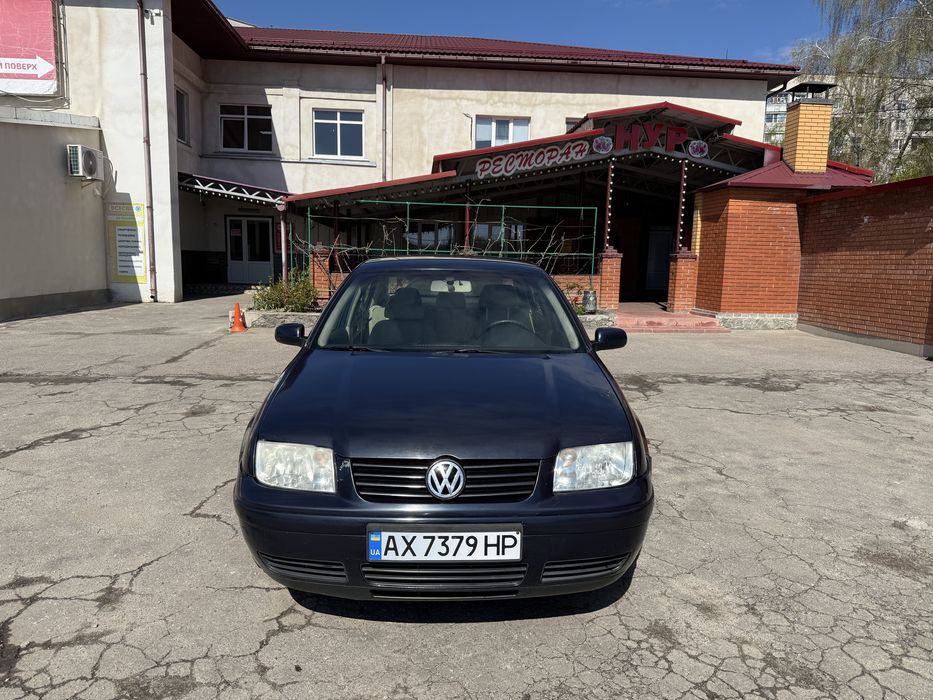 Volkswagen Bora 2.0 (автомат)