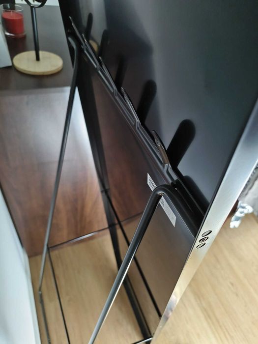 Espelho de pé preto Ikea