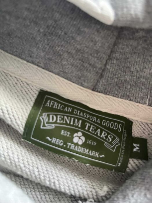 szara bluza Denim Tears