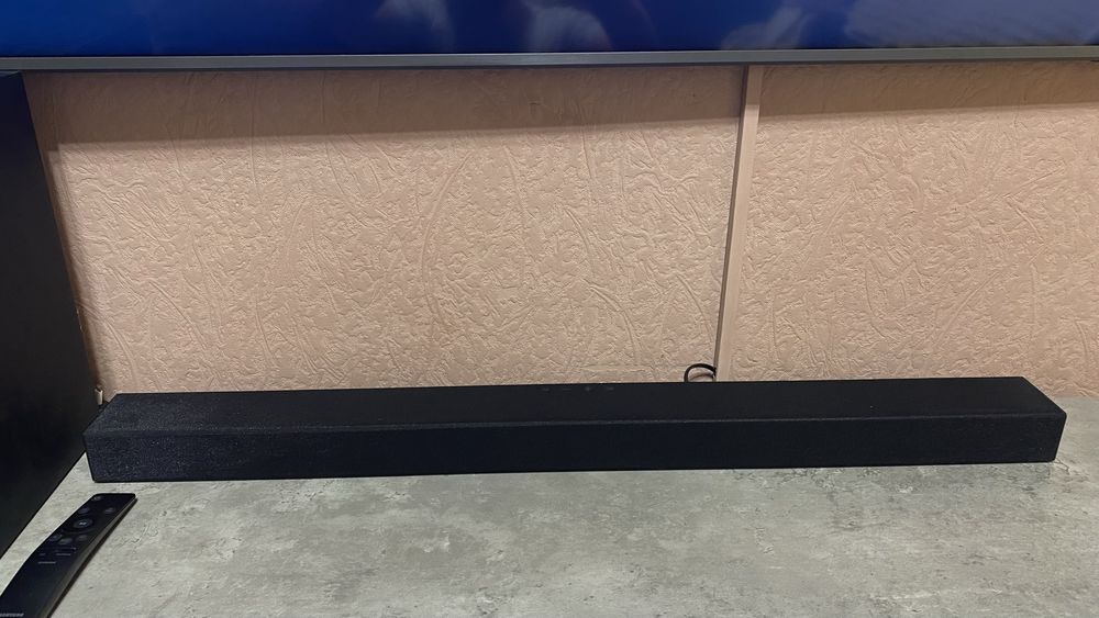 Саундбар Samsung HW-T450 (2.1, 200W)