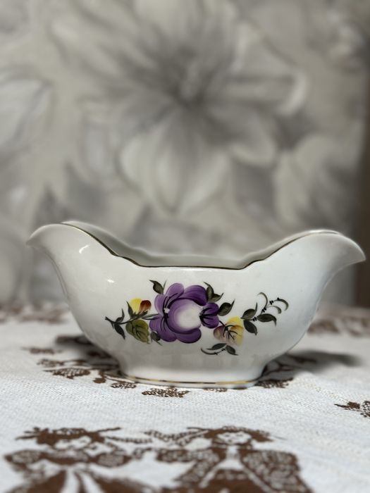 Фарфоровий соусник