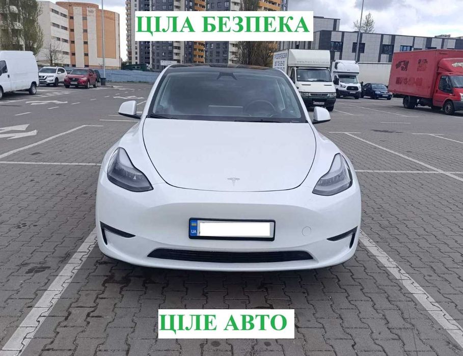 Продам Tesla Y 2024 рік Long Range Dual Motor Ціла безпека!Ціле авто!