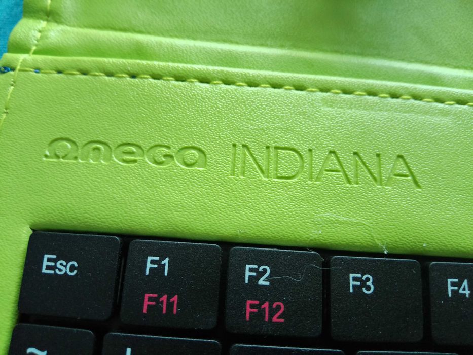 Nowe etui do tabletu 7'' z klawiaturą Omega Indiana kolor zielony
