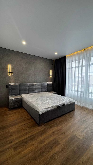 Продаж двоповерхового будинку з сучасним проектом ремонтом та меблями