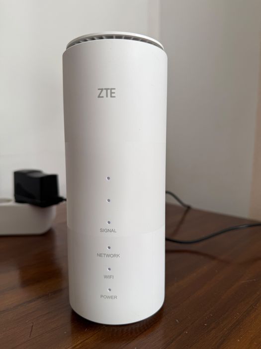 Router SIM 5G ZTE CPE MC801A - Desbloqueado