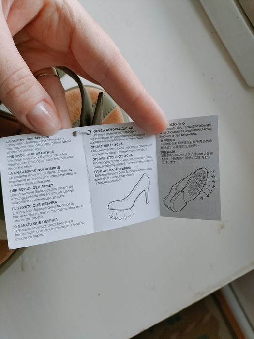 Босоніжки натуральні Geox 37р