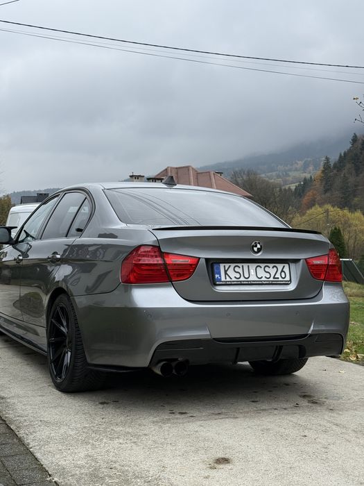 BMW  e90 320d 2011
