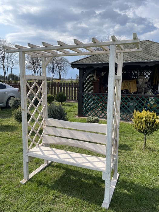 Pergola ławka ogrodowa