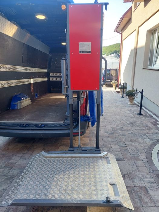 Міні гідроборт для машини