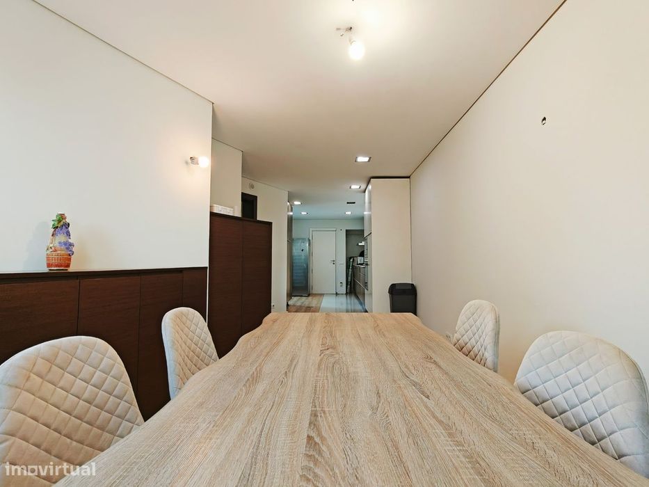 Apartamento T4 Mobilado no Centro de Aveiro