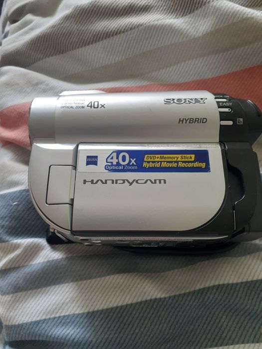 Видеокамера sony