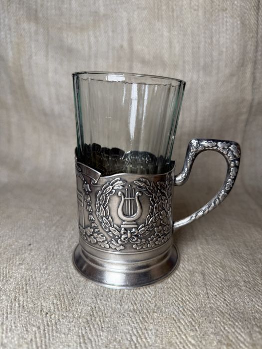 Антикварный серебряный подстаканник