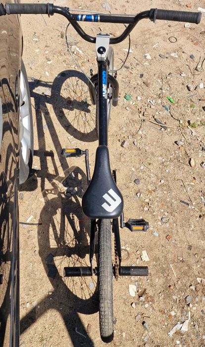 BMX BTWIN Wipe 300 preta com peseiras