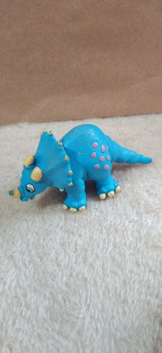 Dinossauro da Maia Borges