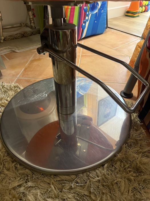 Cadeira cabeleireiro hidraulica