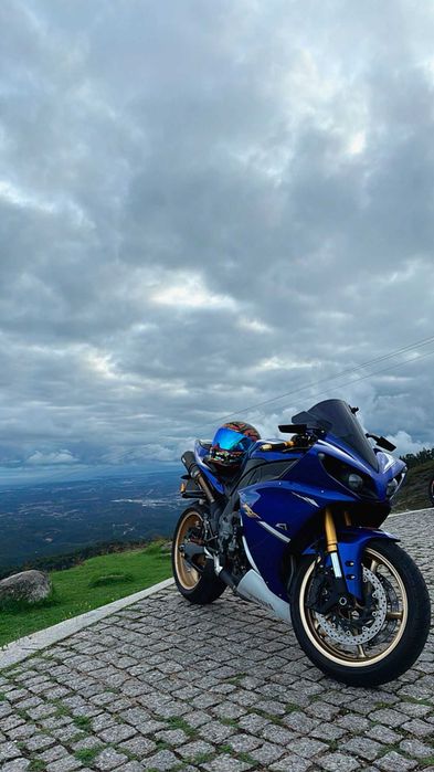 Yamaha r1 crossplane 2015
