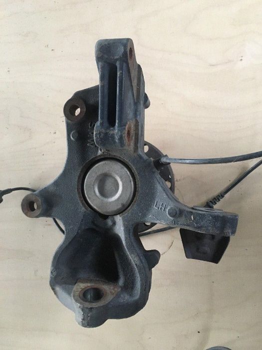 Цапфа ступица ступиця Mercedes Sprinter 906 Спринтер Crafter Крафтер