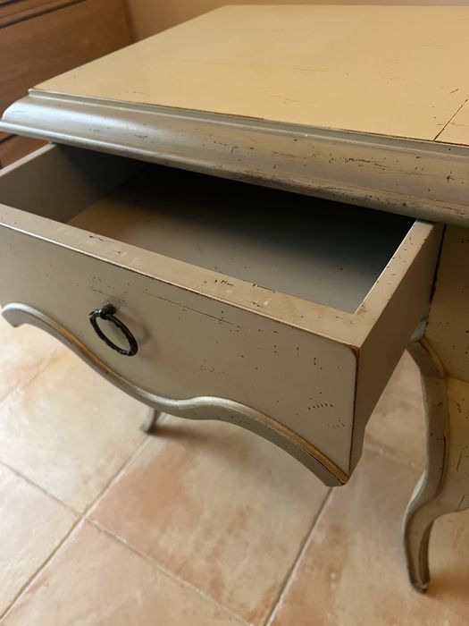 Duas mesas de cabeceira ROCHEBOBOIS