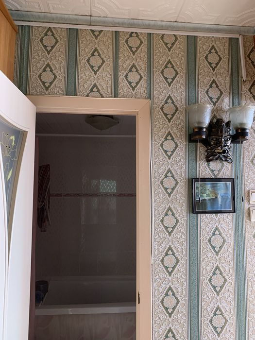 Продам 2 к.квартиру, левый берег, ул.Харьковская.