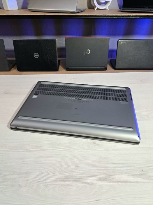 Ноутбук Dell Precision 7550/i7-10875H/32 Gb/512 Gb/Quadro RTX 4000