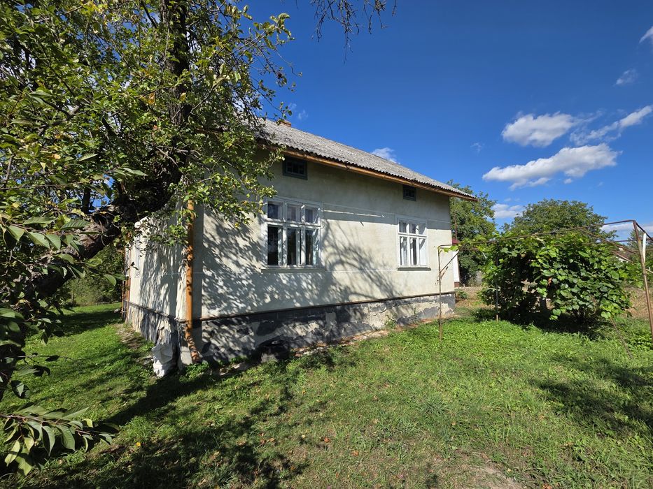 Продаж будинку біля м.Самбора