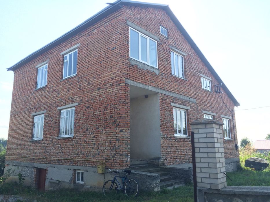 Продаж нового 2 поверхового будинку Волочиськ