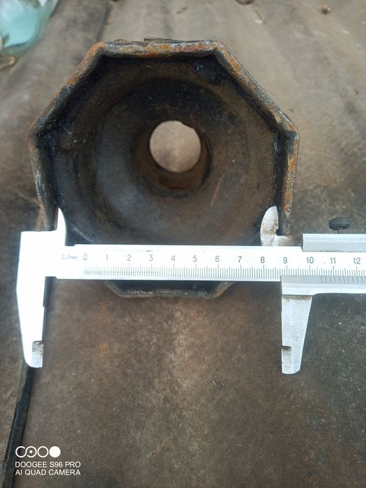 Продам ключ ступичный. на 104.