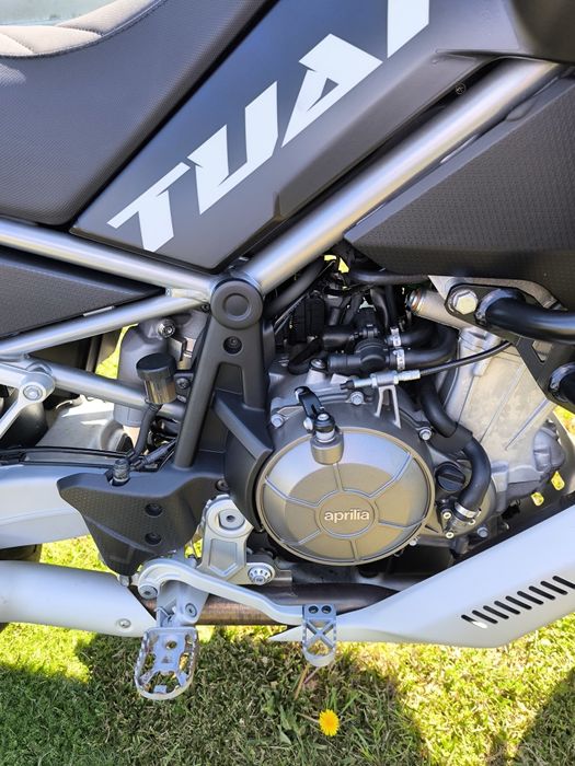 Aprilia tuareg 660