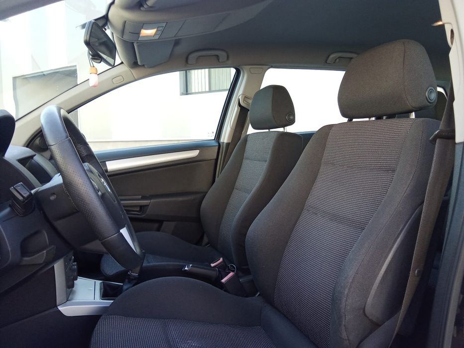 Opel Astra 1.4 caravan