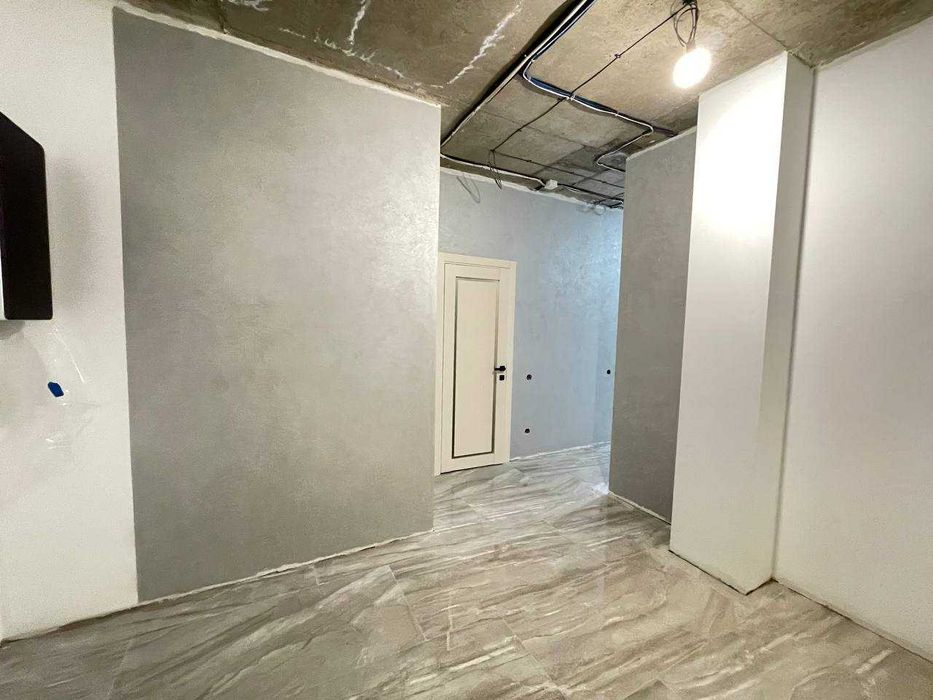 Продам  квартиру з ТЕРАСОЮ в новобудові поруч ЦЕНТРУ