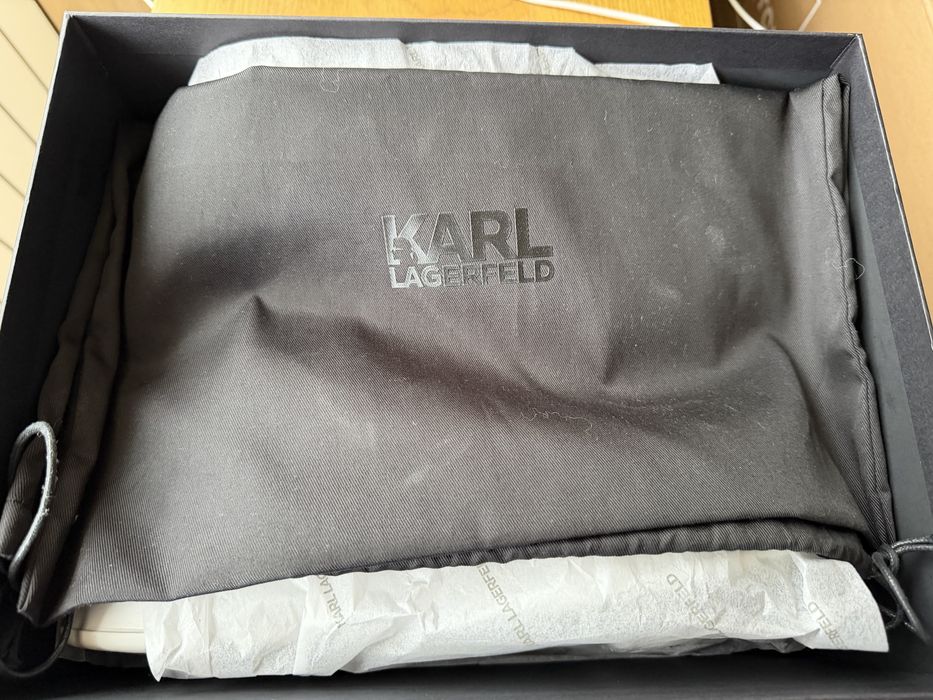 Karl Lagerfeld 44 cm