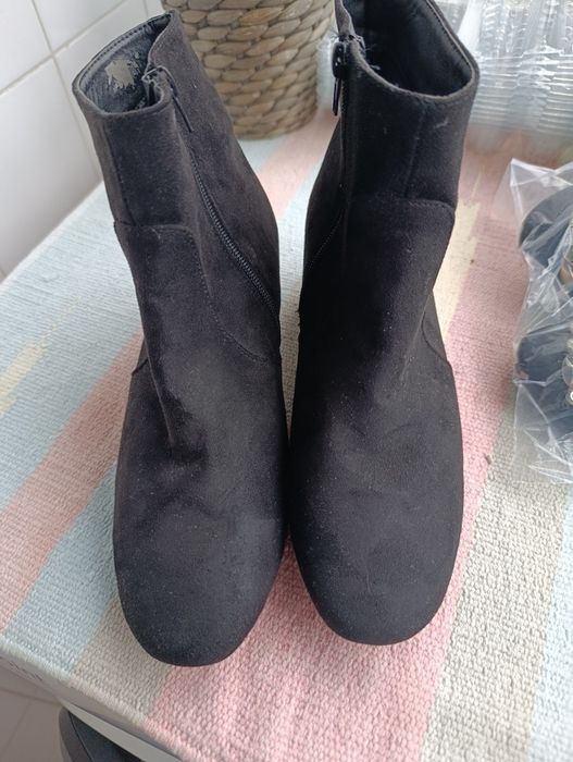 Par de botas ou botins