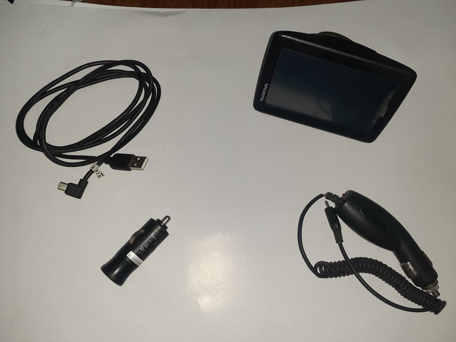 GPS Tom Tom em Excelente Estado - modelo: 4EN42 Z1230